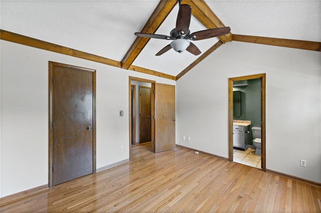 1406 SE 2nd Street, Lee's Summit, MO 64063
