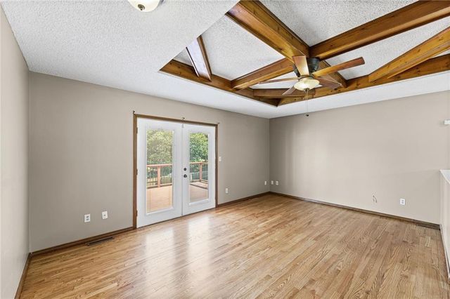 1406 SE 2nd Street, Lee's Summit, MO 64063