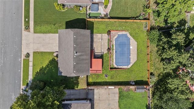 1406 SE 2nd Street, Lee's Summit, MO 64063