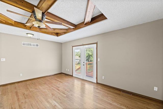 1406 SE 2nd Street, Lee's Summit, MO 64063