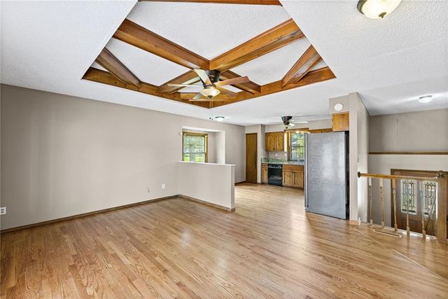 1406 SE 2nd Street, Lee's Summit, MO 64063