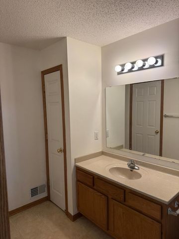 1102 Wheat Street NW, New Prague, MN 56071