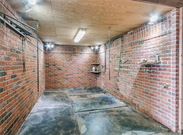 5400 N Piedmont Road A, Piedmont, OK 73078