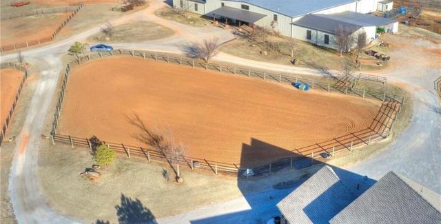 5400 N Piedmont Road A, Piedmont, OK 73078