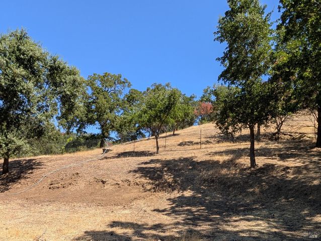 6526 Gibson Canyon Rd, Vacaville, CA 95688