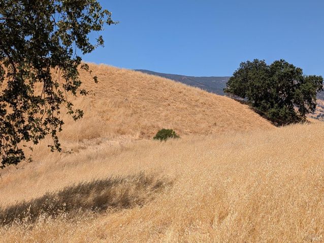 6526 Gibson Canyon Rd, Vacaville, CA 95688