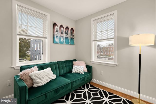 729 ROXBORO PL NW, Washington, DC 20011