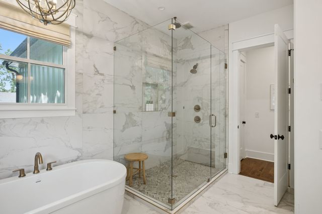 2203B Hobbs Rd, Nashville, TN 37215