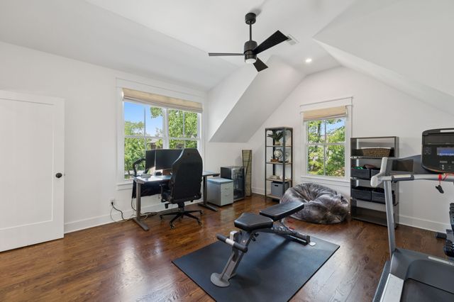 2203B Hobbs Rd, Nashville, TN 37215