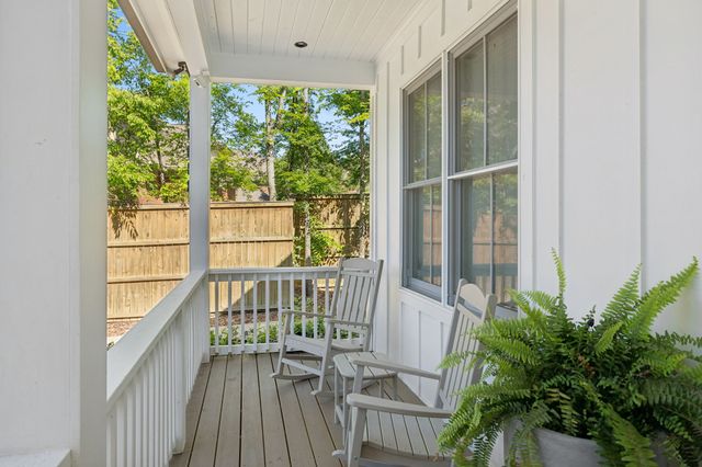 2203B Hobbs Rd, Nashville, TN 37215