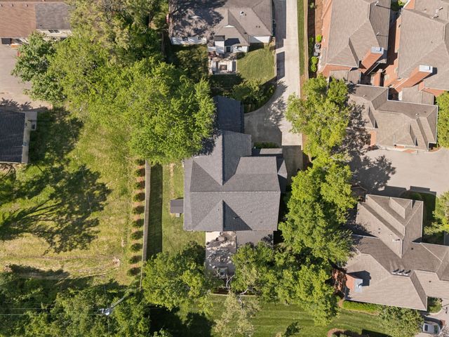2203B Hobbs Rd, Nashville, TN 37215