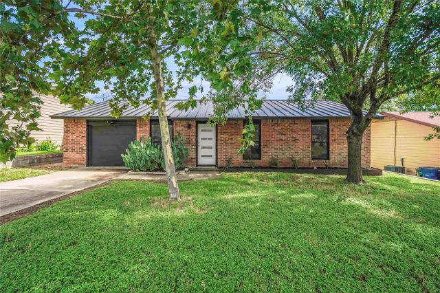 1102 Warrington DR, Austin, TX 78753