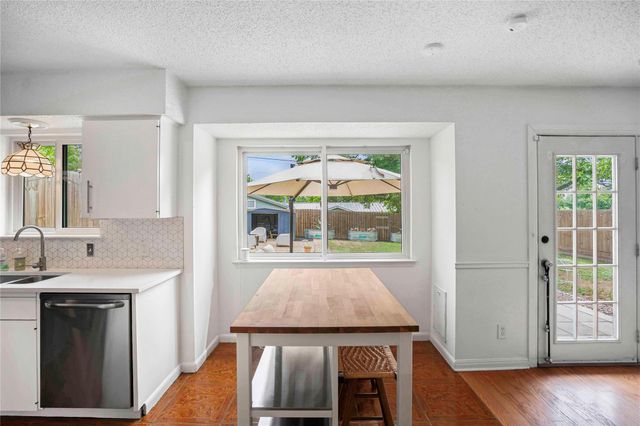1102 Warrington DR, Austin, TX 78753