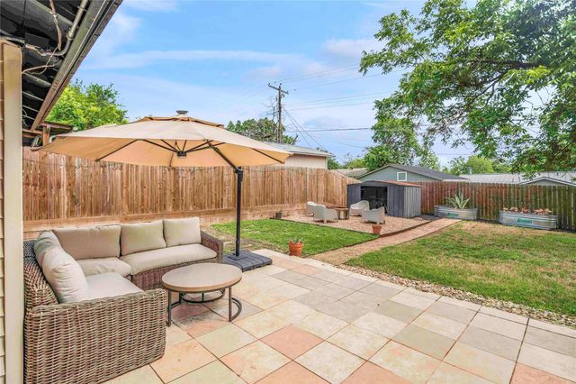 1102 Warrington DR, Austin, TX 78753