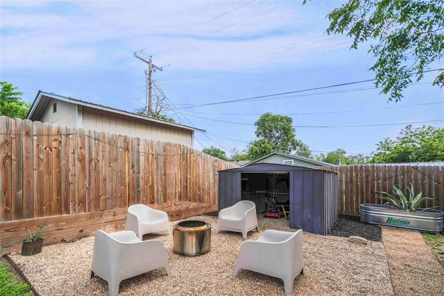 1102 Warrington DR, Austin, TX 78753