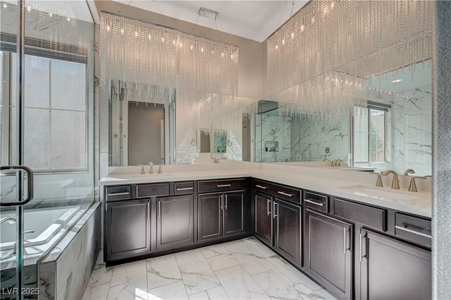 3943 Reyes Avenue, Las Vegas, NV 89141