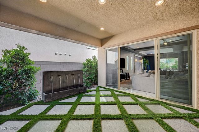 3943 Reyes Avenue, Las Vegas, NV 89141