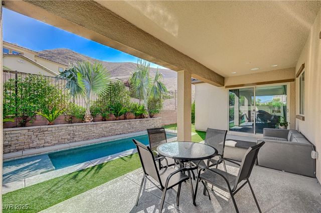 3943 Reyes Avenue, Las Vegas, NV 89141