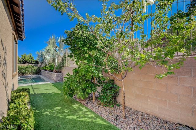 3943 Reyes Avenue, Las Vegas, NV 89141