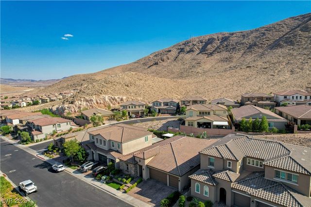 3943 Reyes Avenue, Las Vegas, NV 89141