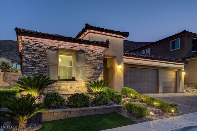 3943 Reyes Avenue, Las Vegas, NV 89141