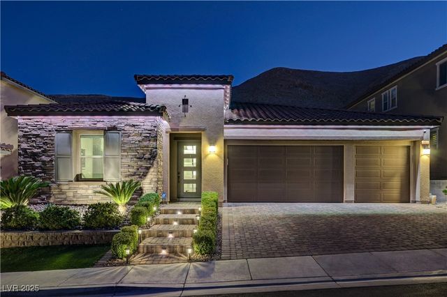 3943 Reyes Avenue, Las Vegas, NV 89141