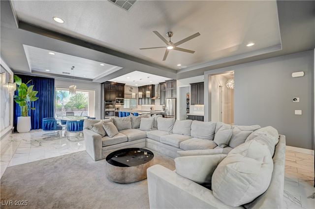 3943 Reyes Avenue, Las Vegas, NV 89141