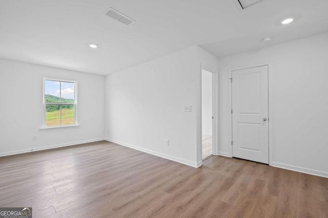 3092 Orwell Drive, Gainesville, GA 30507