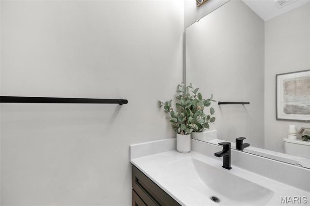 23 Bluestem Court, Lake St Louis, MO 63367