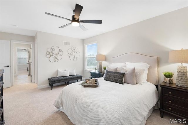 23 Bluestem Court, Lake St Louis, MO 63367