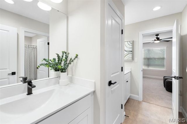 23 Bluestem Court, Lake St Louis, MO 63367