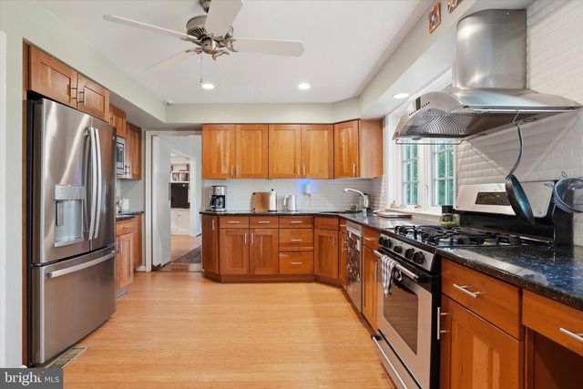 8643 MONTGOMERY, Wyndmoor, PA 19038