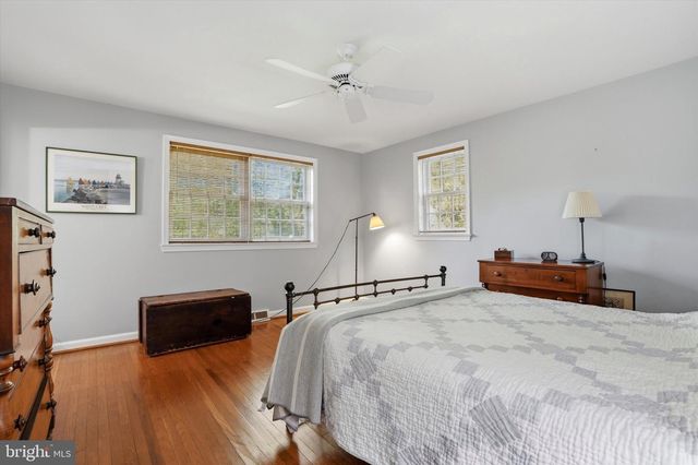 8643 MONTGOMERY, Wyndmoor, PA 19038