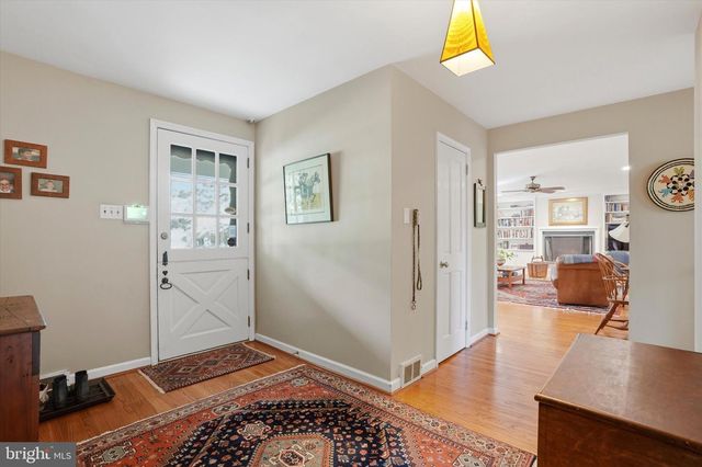 8643 MONTGOMERY, Wyndmoor, PA 19038