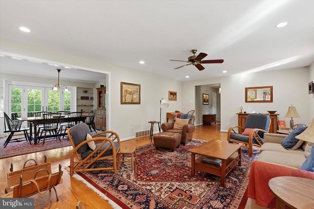 8643 MONTGOMERY, Wyndmoor, PA 19038