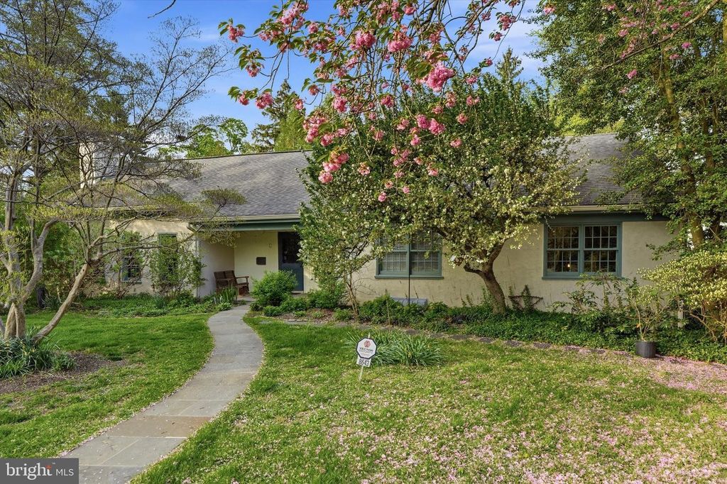 8643 MONTGOMERY, Wyndmoor, PA 19038