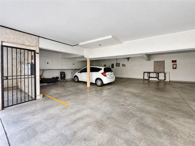 801 E Chestnut Street 2, Glendale, CA 91205
