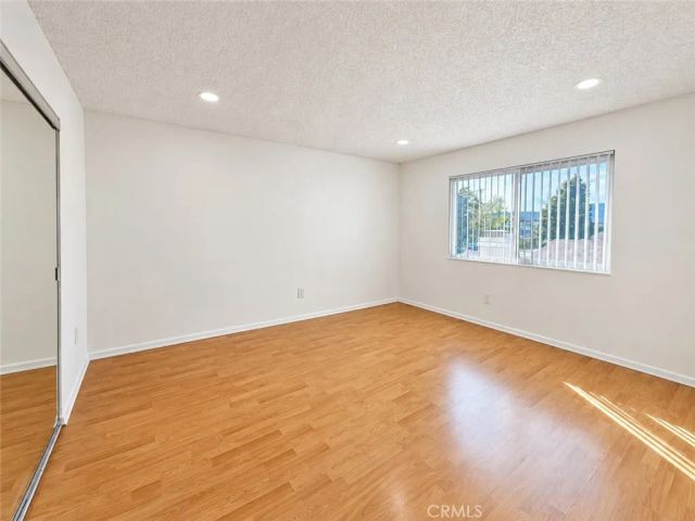 801 E Chestnut Street 2, Glendale, CA 91205