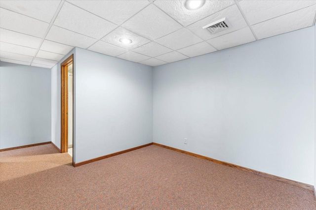 26041 Deer Ridge TRAIL, Waterford, WI 53185