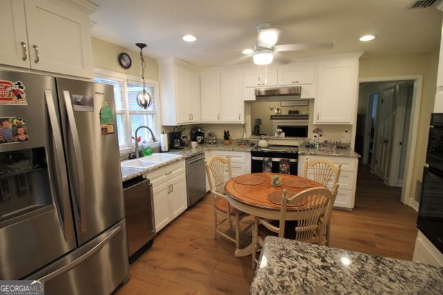 164 W Myra Street, Alma, GA 31510