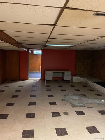 2195 MICHAEL Avenue, Warren, MI 48091