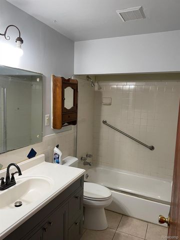 2195 MICHAEL Avenue, Warren, MI 48091