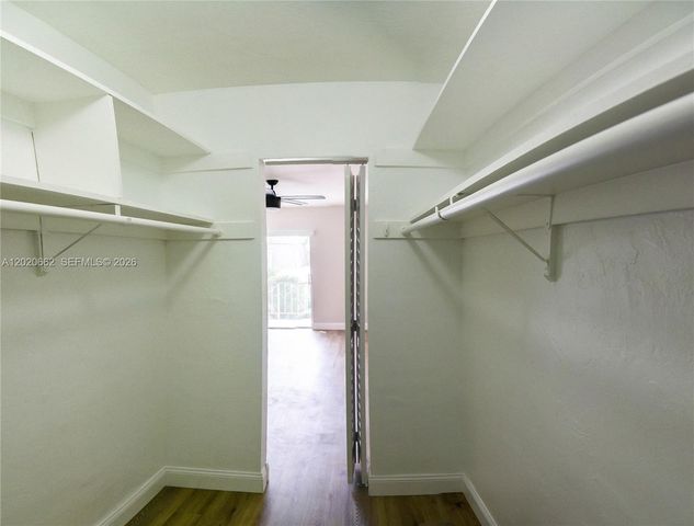 9611 SW 77th Ave 206A, Miami, FL 33156