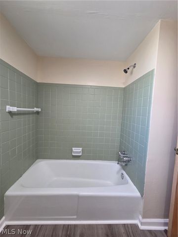 5933 Decker Road, North Olmsted, OH 44070