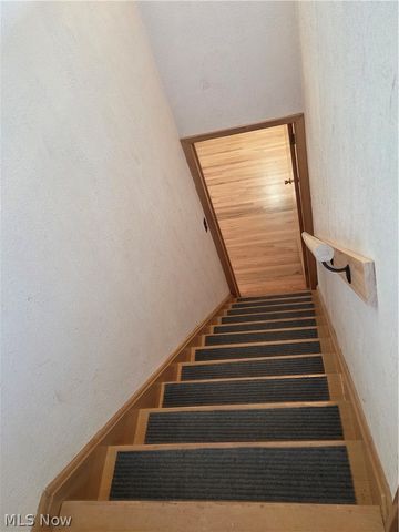 5933 Decker Road, North Olmsted, OH 44070