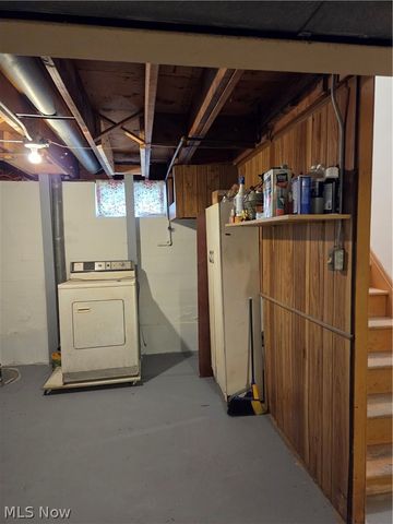 5933 Decker Road, North Olmsted, OH 44070