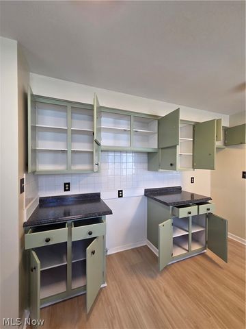 5933 Decker Road, North Olmsted, OH 44070