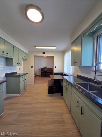 5933 Decker Road, North Olmsted, OH 44070