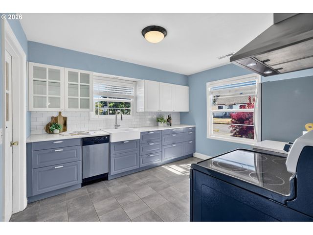 3535 Se 74TH Ave, Portland, OR 97206