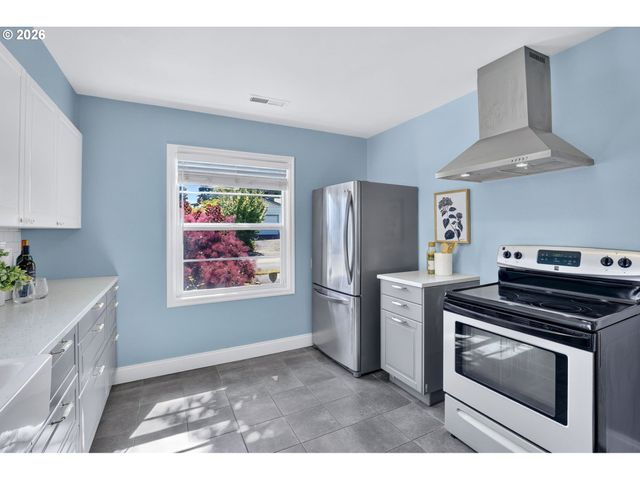 3535 Se 74TH Ave, Portland, OR 97206